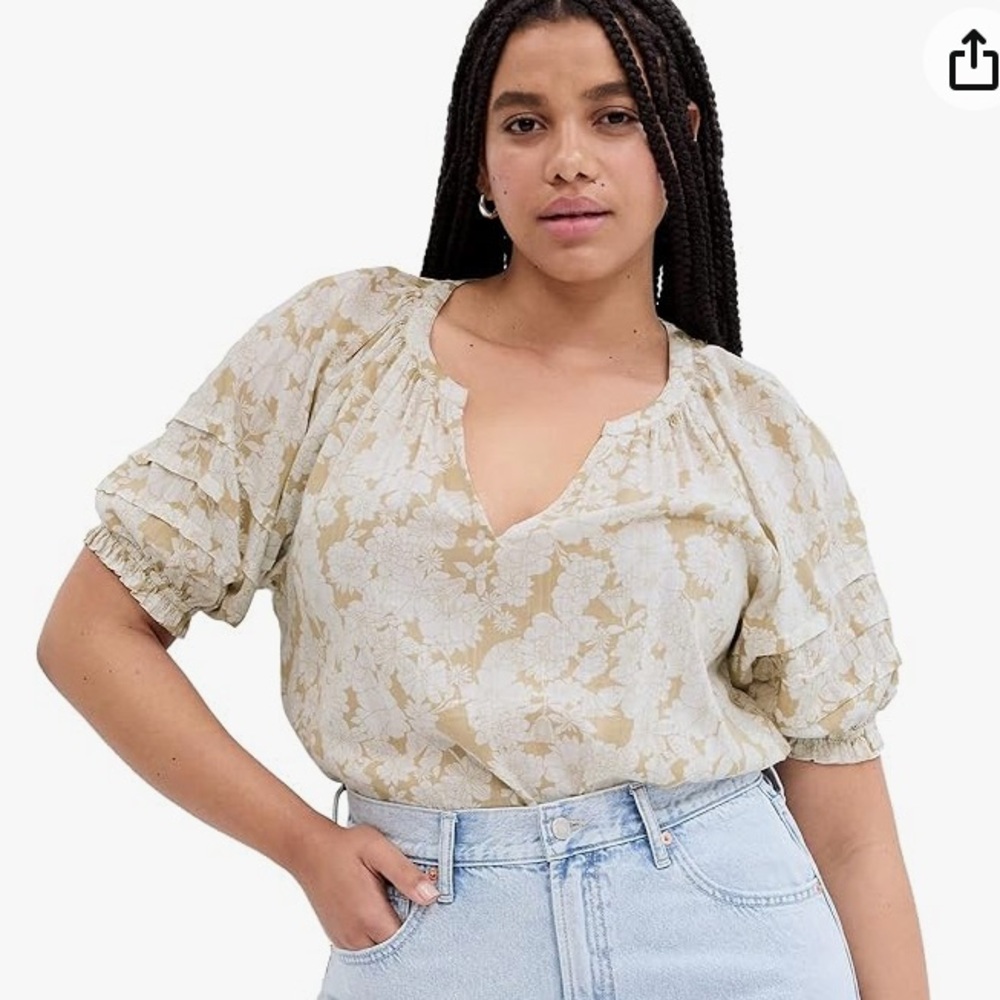 Gap Puff Sleeve Beige and White Floral Shirt EUC XXL